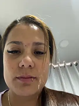 Pretty  Milf online show from March 22, 10:27 pm