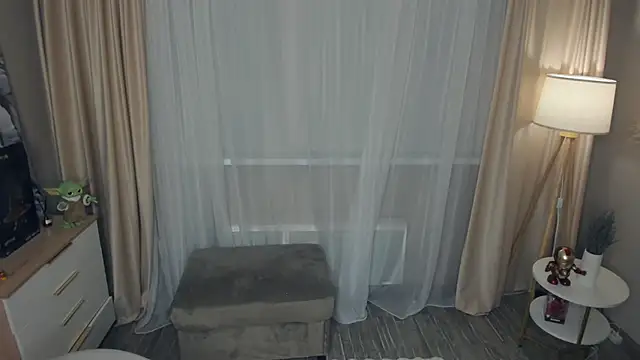 heylilshawty online show from February 5, 8:23 pm