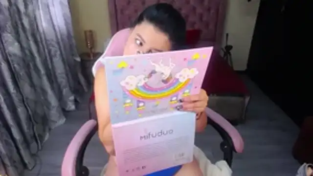 keileen luna online show from April 15, 8:53 pm