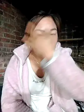 out-lustt online show from February 23, 1:39 am