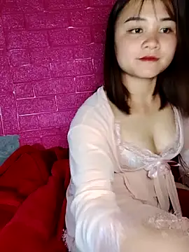 Lisakeem online show from January 18, 1:40 pm