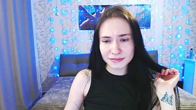 SnowWhite Lissa online show from April 19, 5:02 pm