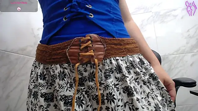 jasmine700141 online show from March 20, 7:41 pm