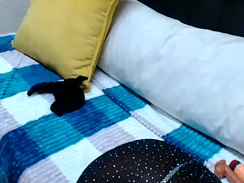 SleChocolatefever30 online show from March 7, 2:35 pm