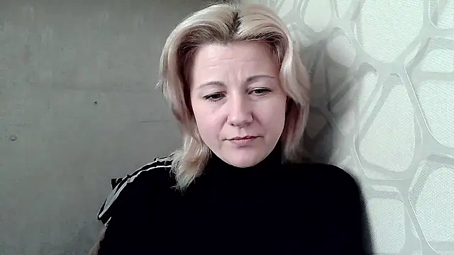 Kitti-Ellison online show from January 16, 9:16 am