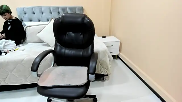 Bela Craxkerr online show from February 28, 12:37 pm