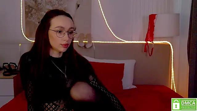 Emily Simon online show from February 11, 6:04 am