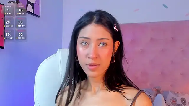 internett sweetheart online show from April 18, 6:49 am