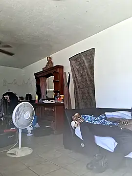 LadySn0w26 online show from March 21, 7:30 pm