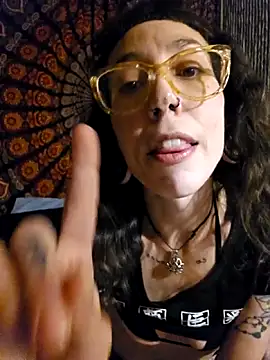 xxEMMxxx online show from February 3, 7:46 am