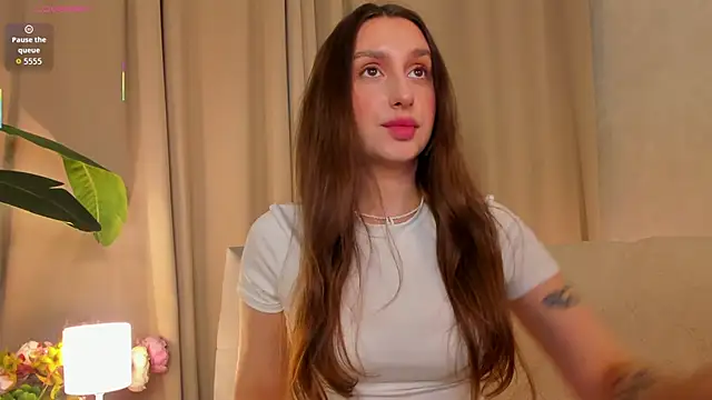 Celine Coello online show from May 6, 1:37 pm