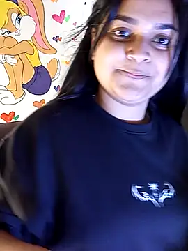 Emma Sweet- online show from January 16, 7:32 pm