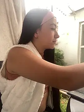 AuroraJohns Pink online show from February 13, 7:26 pm