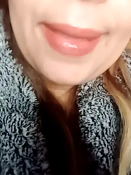 Naughty-Yousra online show from March 6, 9:15 am