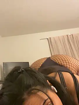 ohhiyou online show from February 19, 8:36 am