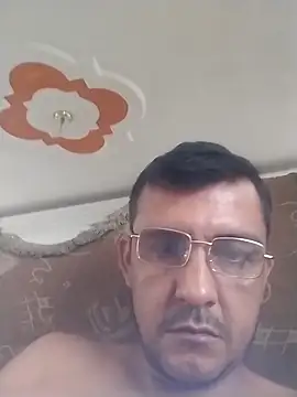 Juanstevan2724 online show from March 4, 8:04 pm