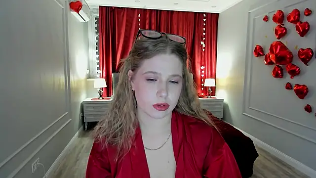 SweetDaylight online show from February 7, 7:51 pm