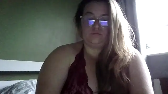 QueenCurvy Charley28 online show from June 22, 7:44 pm