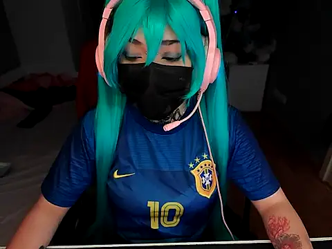 Lucyiy  online show from June 20, 5:00 am
