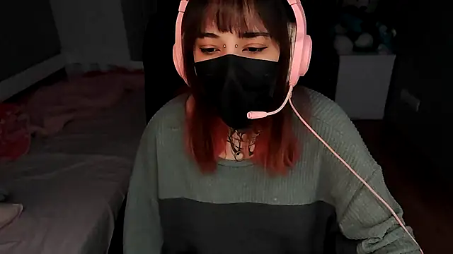 Lucyiy  online show from July 16, 3:11 am