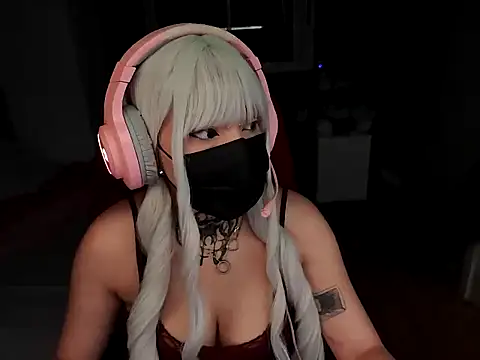 Lucyiy  online show from June 15, 3:18 am