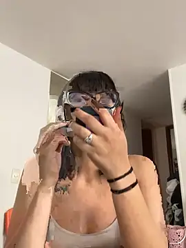 DarkVIPmuse online show from March 4, 6:36 pm