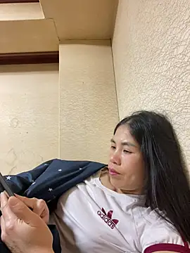 Keola kwad online show from February 6, 12:30 pm