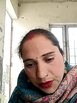 Cute-karisma1234 online show from February 27, 2:33 am