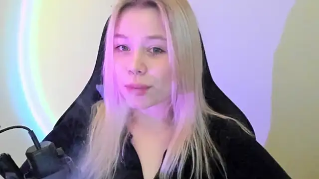 Lulu Di online show from February 21, 6:36 am