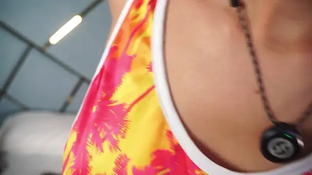 karol sm online show from April 7, 3:08 am