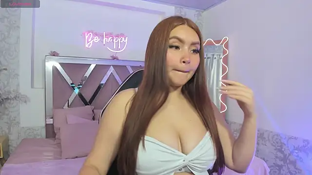 SABRIINA TAY online show from April 17, 11:45 am