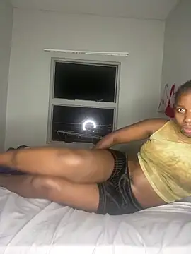 PrimaDonnaxx online show from February 15, 10:53 pm