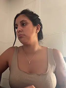 Jimena luvv online show from February 1, 8:18 pm