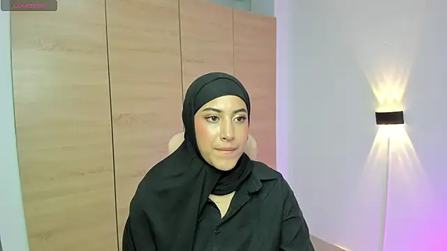 LAY LA  online show from March 11, 10:23 pm