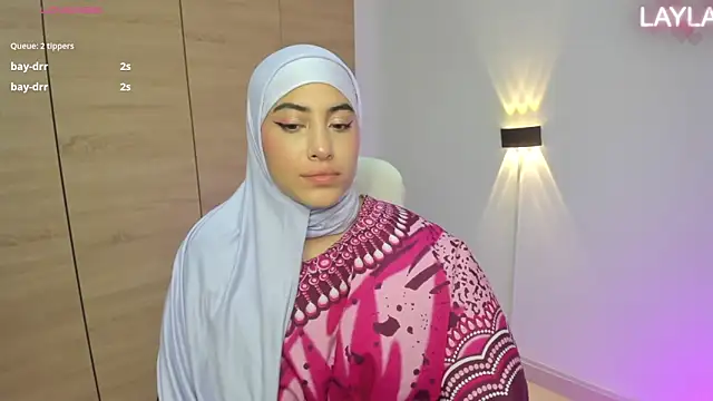 LAY LA  online show from April 21, 10:17 pm