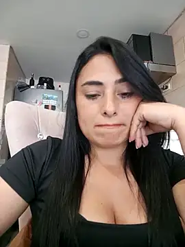 Andreacama online show from February 3, 4:45 pm