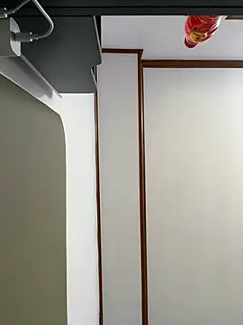 Puka2001 online show from March 28, 4:12 am