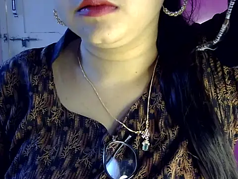 Cute Aliyaa online show from July 23, 11:18 am