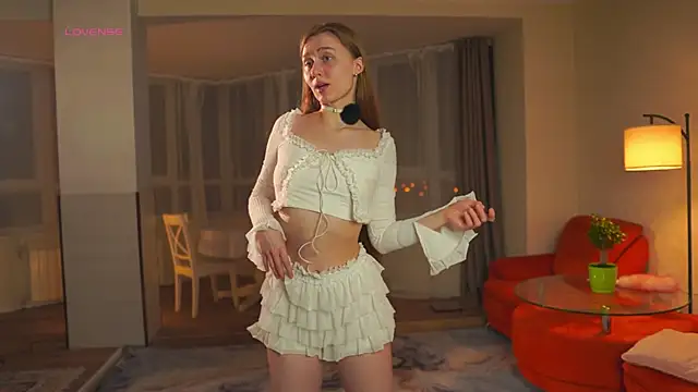 SharaNewbern online show from March 9, 2:42 pm