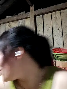 Lymimi online show from March 31, 1:22 pm