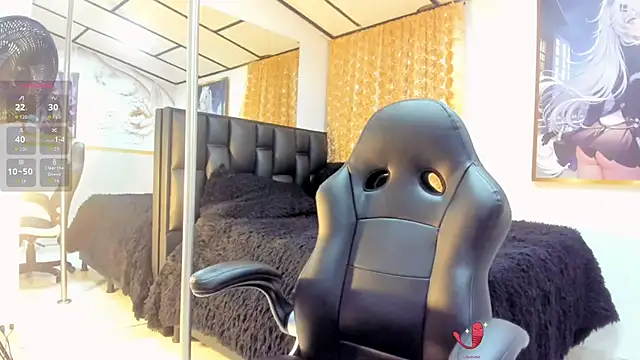 alicee  mature online show from March 22, 8:04 pm