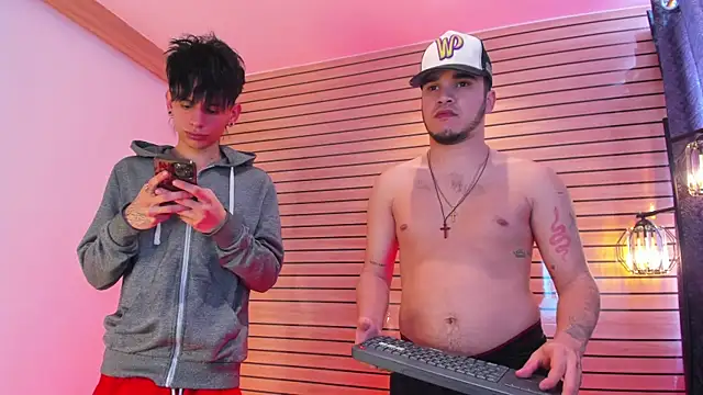 TheBatMansion online show from March 25, 3:04 pm