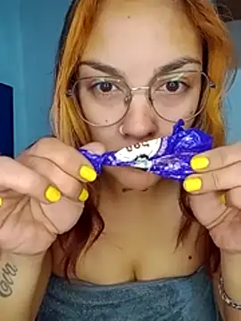 kuramaqueen online show from July 13, 1:28 am