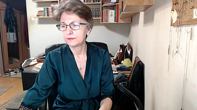 Snapshot of katemodel chatting on September 30, 7:25 am katemodel online show from September 30, 7:25 am