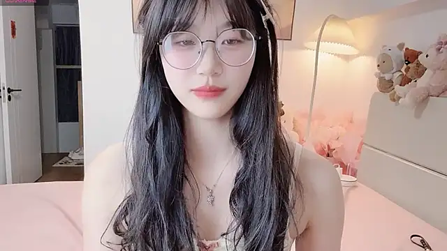 Luminous4173 online show from May 29, 1:09 pm