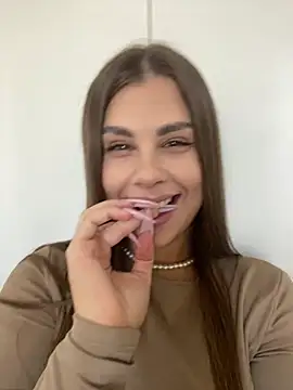 CutieLui  online show from February 19, 12:26 pm