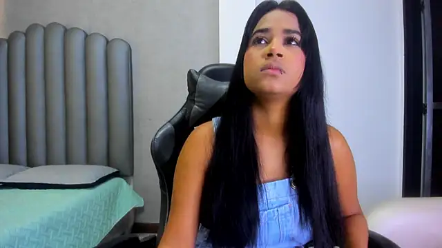 Shirleytaylor- online show from February 23, 11:20 am