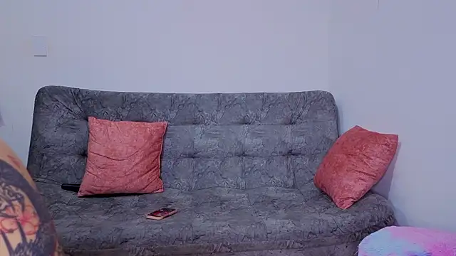 MakkiAndJimmyy online show from March 11, 8:33 pm