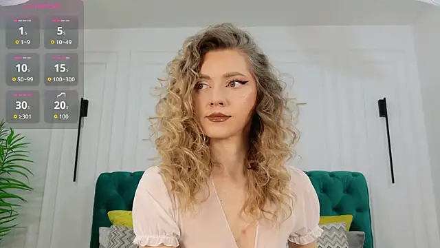 IrisLayne online show from April 9, 4:48 am