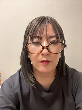 Mitsuco surflady online show from April 25, 5:10 pm